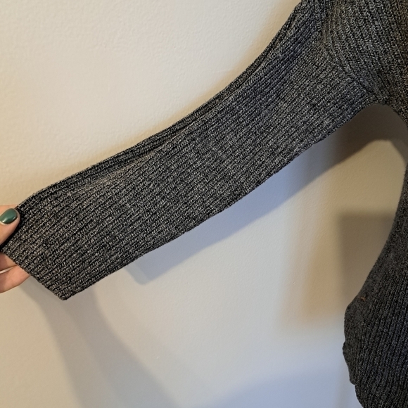 BANANA Republic Gray Knit Sweater Size XS - Picture 2 of 6